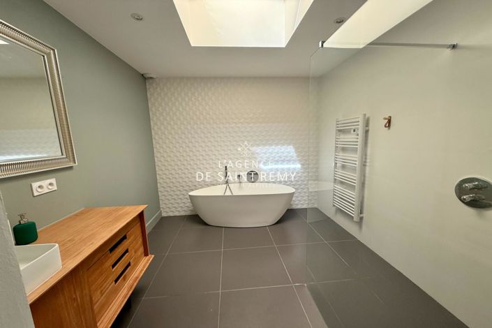 Image No.9-3 Bed Apartment for sale