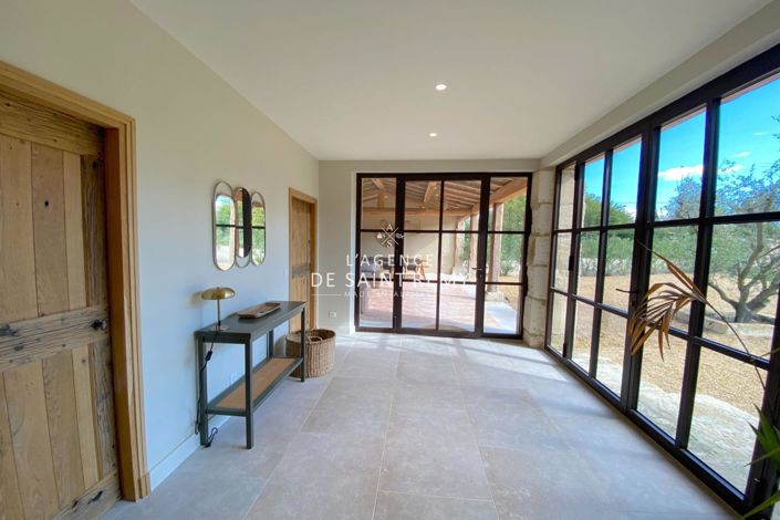 Image No.5-5 Bed House for sale