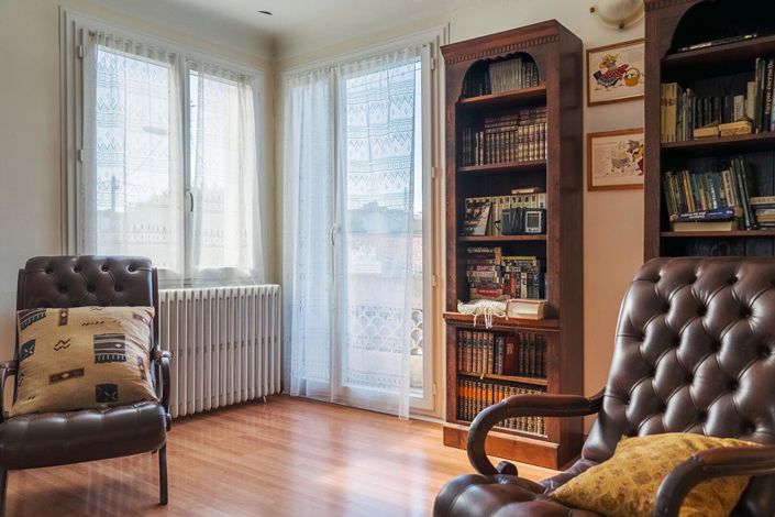 Image No.7-3 Bed House for sale