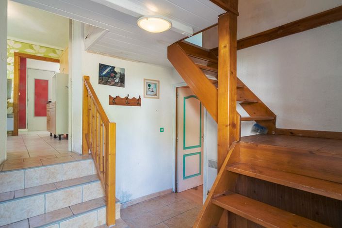 Image No.15-4 Bed House for sale