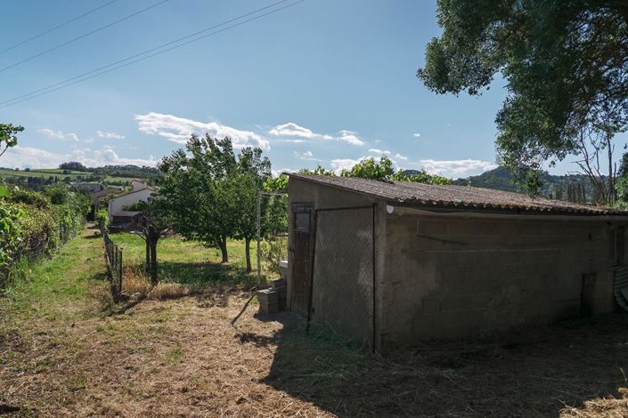 Image No.6-4 Bed House for sale