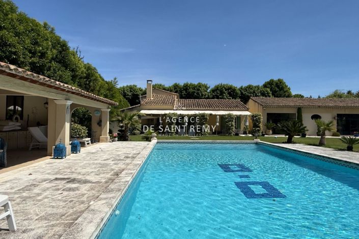 Image No.9-5 Bed House for sale