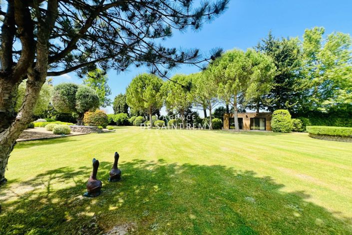 Image No.14-5 Bed House for sale