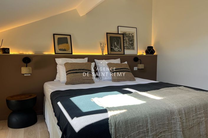 Image No.15-6 Bed House for sale