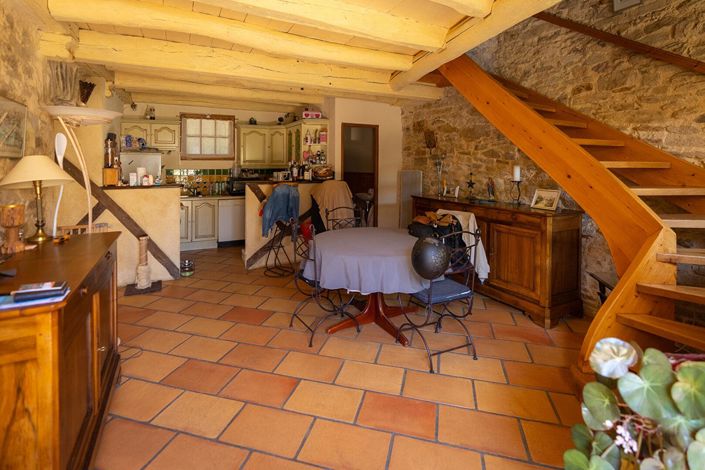 Image No.11-3 Bed House for sale