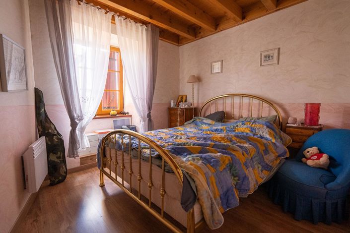 Image No.14-3 Bed House for sale