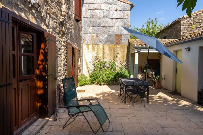 Image No.8-3 Bed House for sale