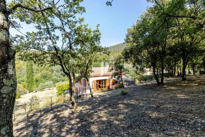 Image No.11-4 Bed House for sale