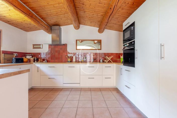 Image No.4-4 Bed House for sale