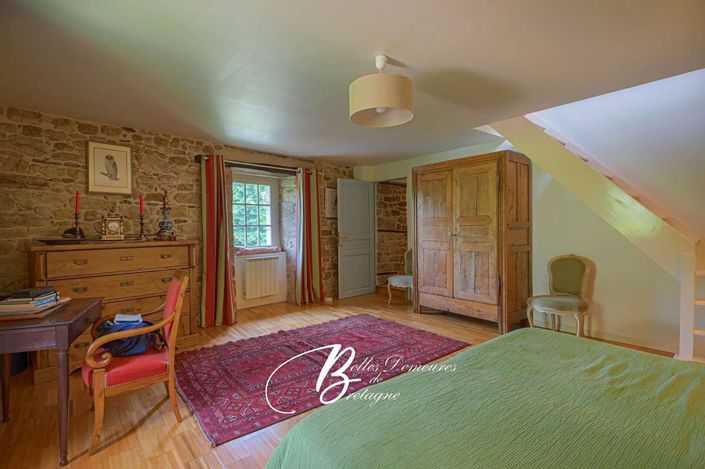 Image No.15-6 Bed House for sale