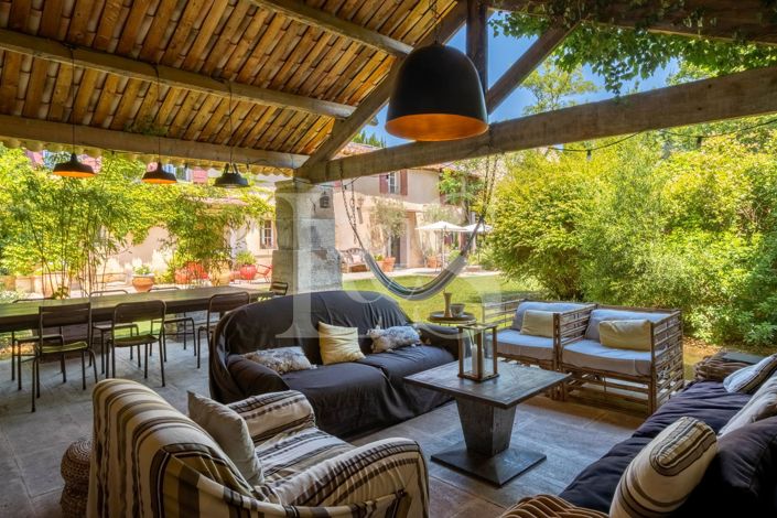 Image No.3-6 Bed House for sale