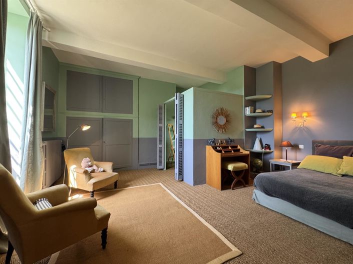 Image No.22-7 Bed House for sale