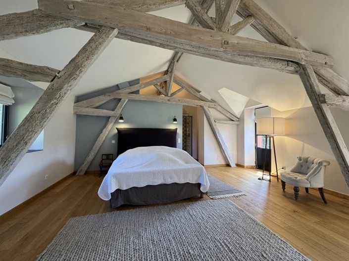 Image No.28-7 Bed House for sale