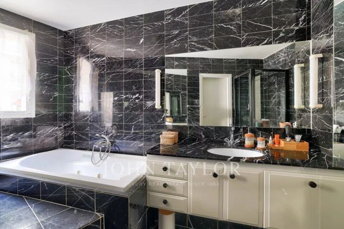 Image No.17-3 Bed Apartment for sale