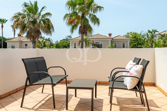 Image No.10-4 Bed House for sale