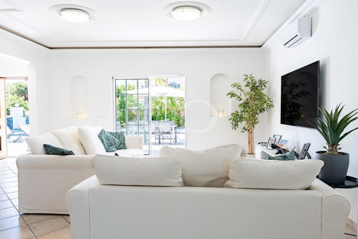 Image No.14-4 Bed House for sale