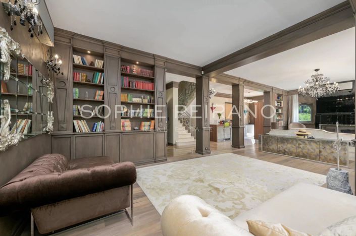 Image No.4-5 Bed House for sale