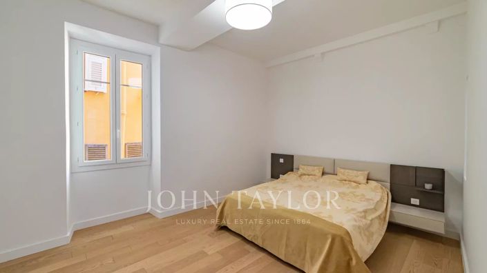 Image No.14-3 Bed Apartment for sale