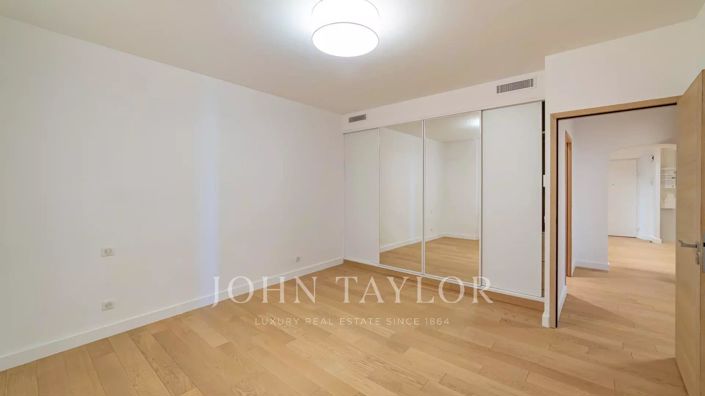 Image No.19-3 Bed Apartment for sale