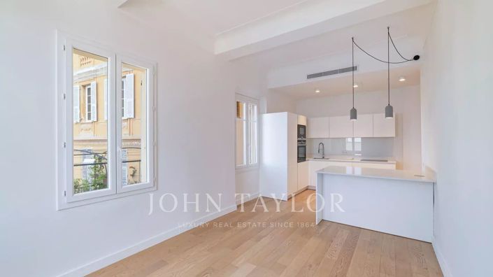 Image No.6-3 Bed Apartment for sale