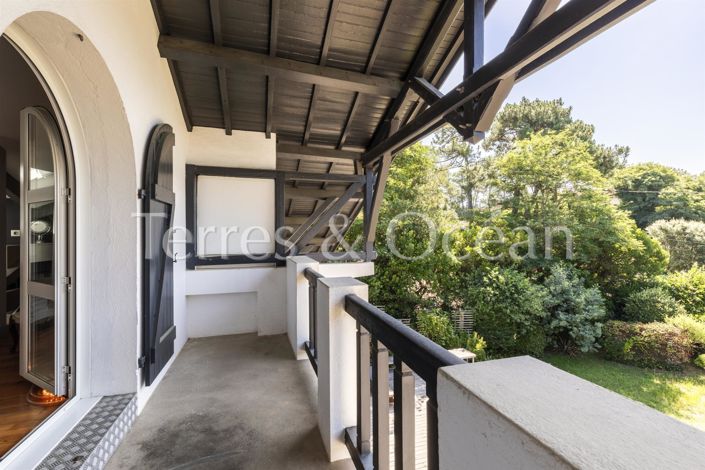 Image No.12-3 Bed House for sale