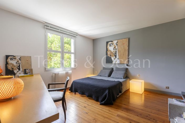 Image No.9-3 Bed House for sale