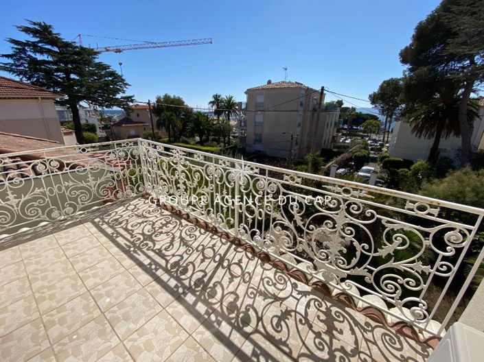 Image No.2-3 Bed House for sale