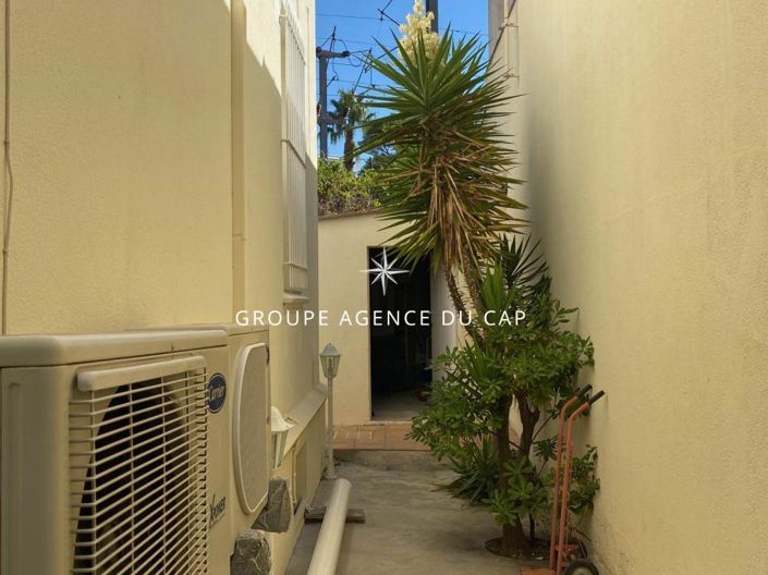 Image No.5-3 Bed House for sale