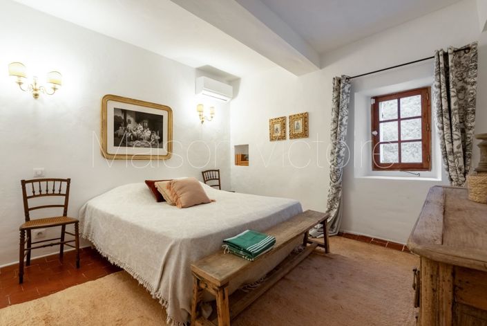 Image No.7-4 Bed House for sale