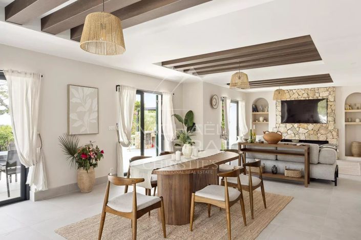 Image No.5-4 Bed House for sale