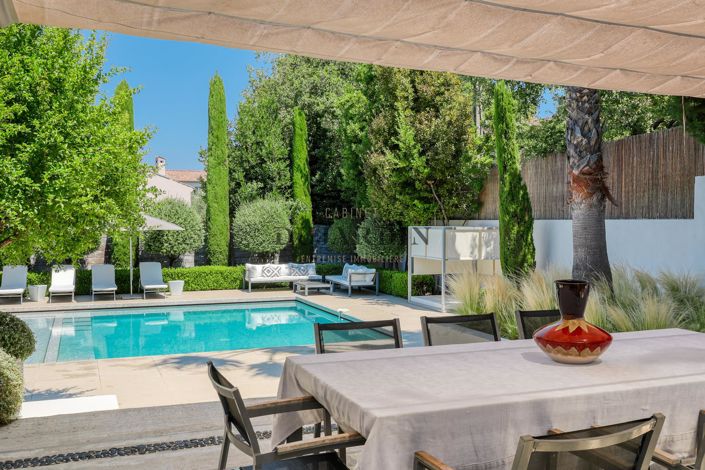 Image No.6-7 Bed House for sale