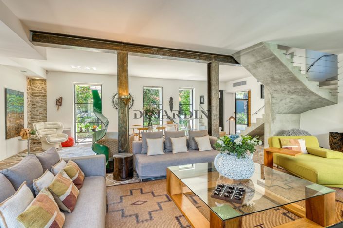 Image No.9-7 Bed House for sale