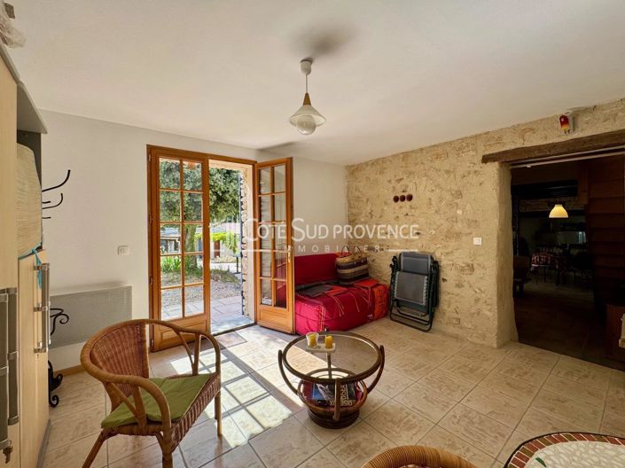 Image No.12-3 Bed House for sale