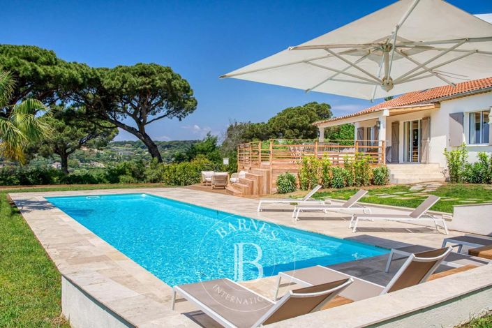Image No.1-4 Bed House for sale