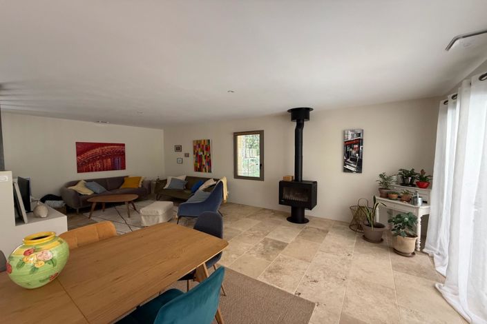 Image No.3-2 Bed House for sale