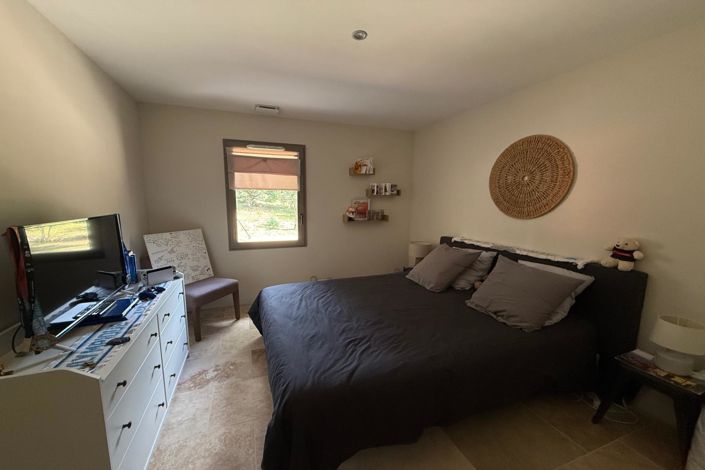 Image No.6-2 Bed House for sale