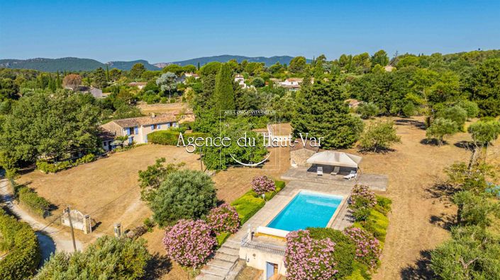 Image No.1-5 Bed House for sale