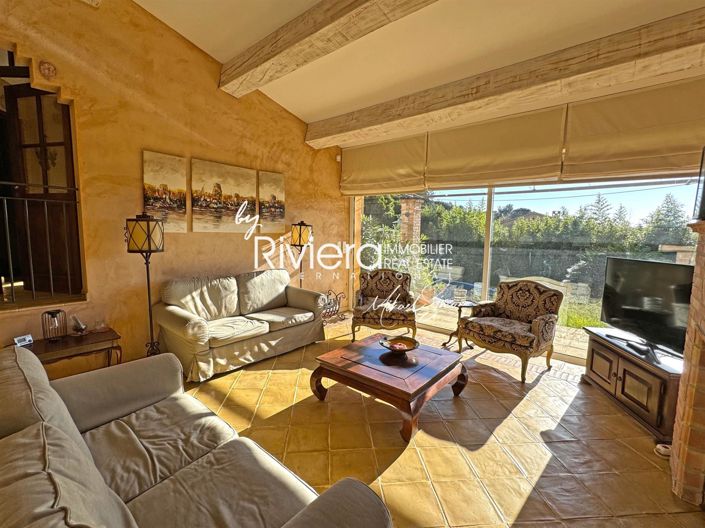 Image No.12-5 Bed House for sale