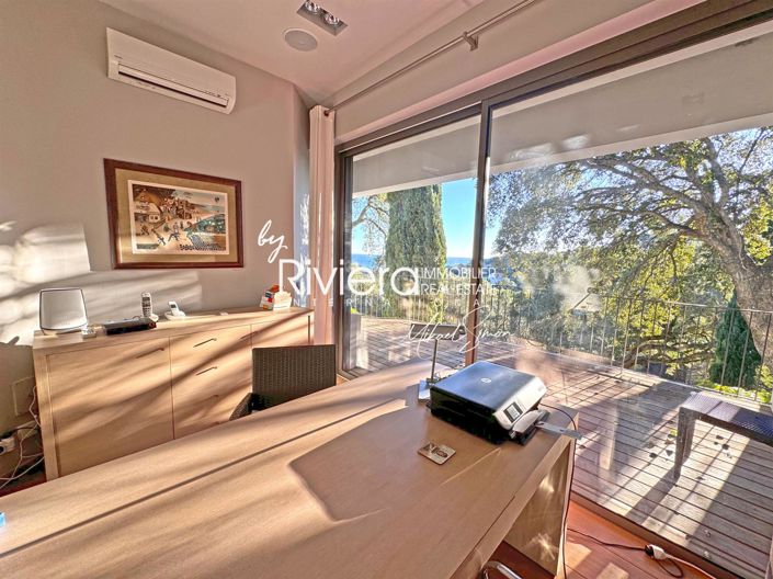 Image No.14-6 Bed House for sale