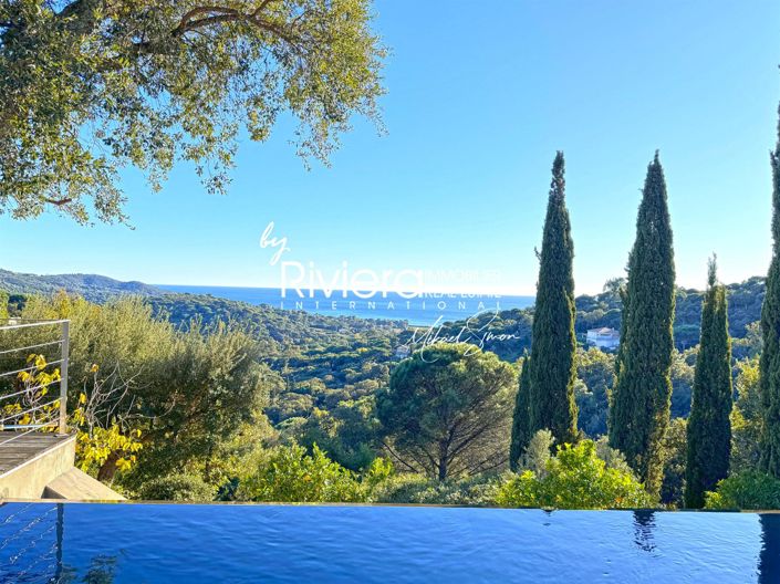 Image No.3-6 Bed House for sale