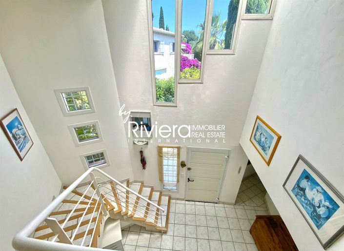 Image No.11-5 Bed House for sale