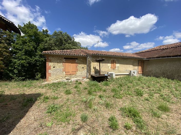 Image No.17-3 Bed House for sale