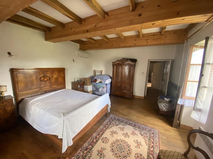 Image No.8-3 Bed House for sale