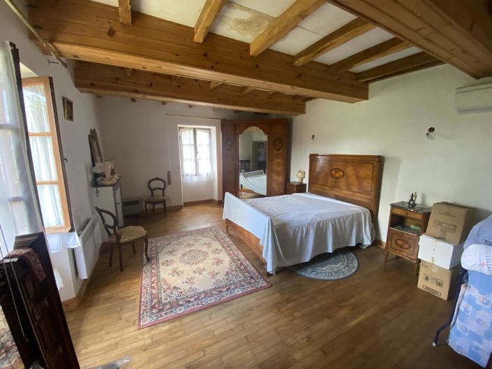 Image No.9-3 Bed House for sale