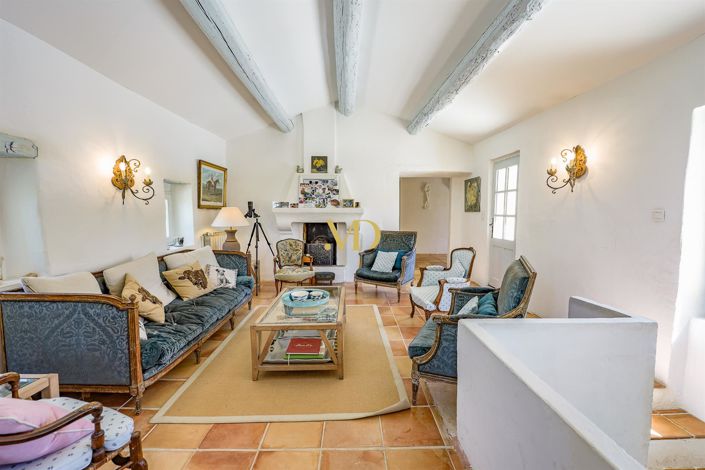 Image No.33-5 Bed House for sale