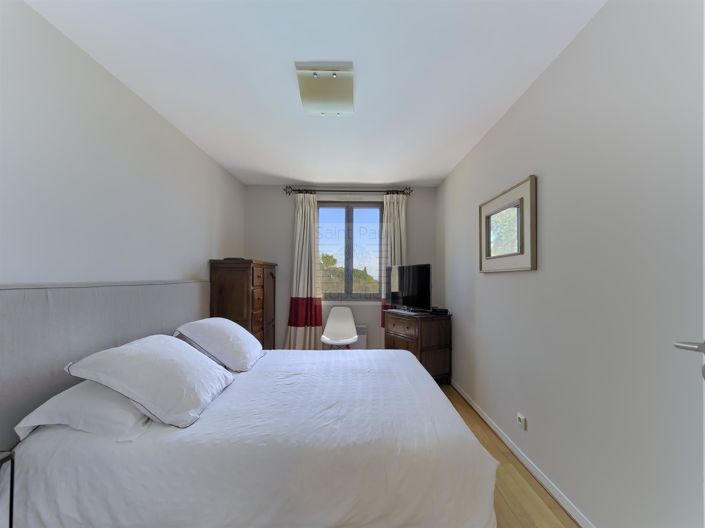 Image No.10-4 Bed House for sale