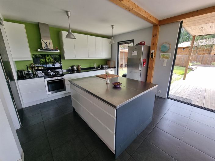 Image No.11-5 Bed House for sale