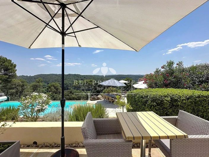 Image No.17-5 Bed House for sale