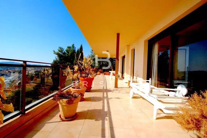 Image No.6-3 Bed Apartment for sale