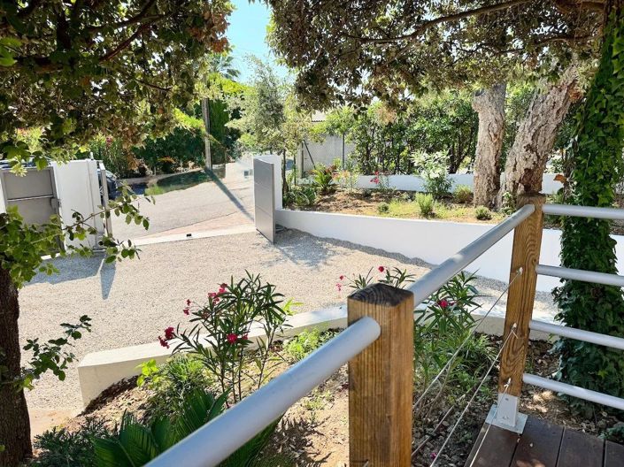 Image No.3-3 Bed Apartment for sale